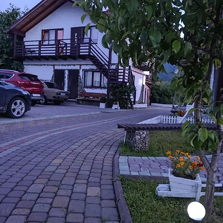 Апартаменти 